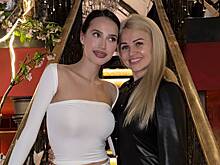Загитова показала фото в облегающем платье