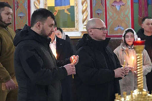 Кириенко и Пушилин встретили Рождество в одном из храмов ДНР