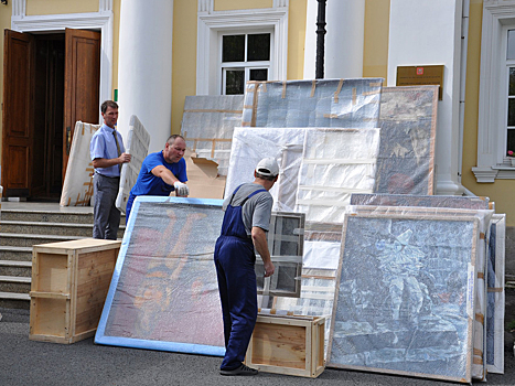 Коллекцию музея ИЗО в Оренбурге пополнили почти 500 живописных полотен