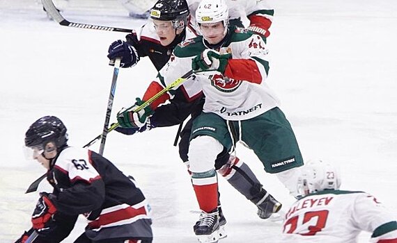 "Ирбис" обыграл "Тюменский Легион" со счетом 7:4