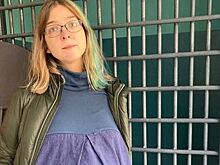 В Москве на станции метро полицейские задержали беременную журналистку Асю Казанцеву