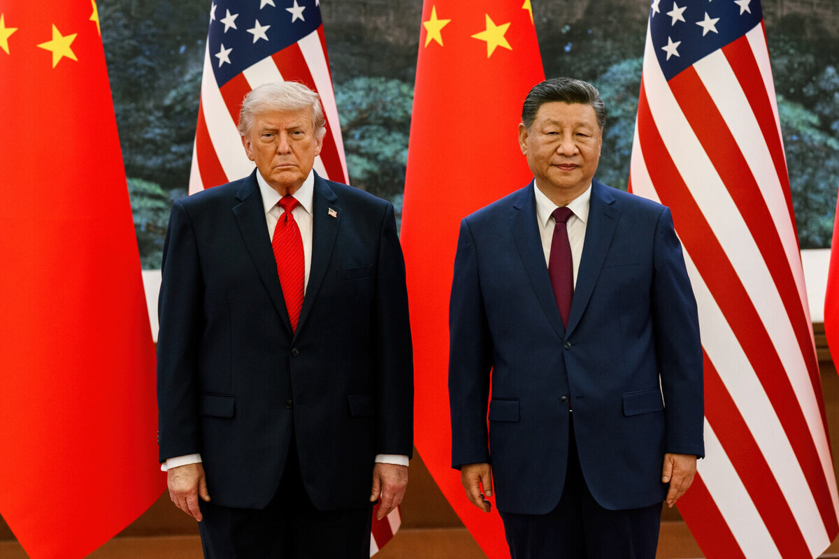 Во время «невероятного» визита в Китай Трамп повел себя «весьма необычно»
