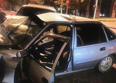 Видео: Cadillac снес Nexia в центре Краснодара: трое выживших госпитализированы