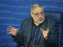 Экономист Хазин объяснил сильное падение фондовых индексов США