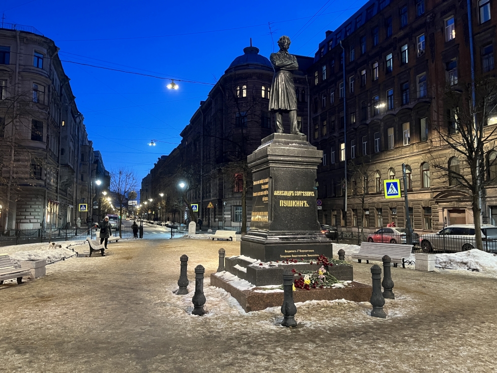 На Пушкинской улице обновили наружное освещение
