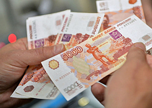 В Таганроге за взятку в 5500 рублей сотрудник ГИБДД получил год и месяц колонии