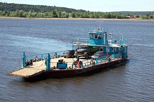 Паромная переправа через Каму по маршруту «Сарапул — Борок» вновь заработала