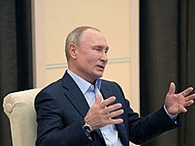Жители Мурманской области споют "День Победы" на балконах своих домов на 9 Мая