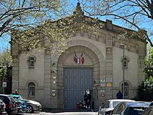 Заключенные сбежали из переполненной тюрьмы по простыням