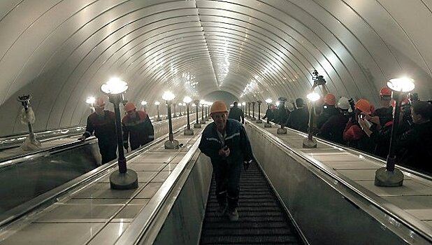 Собянин открыл вестибюль метро "Спортивная"