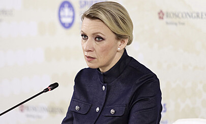 Захарова раскрыла, кто не дает Украине пойти на компромиссы для мира с Россией