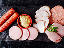 Колбаса оказалась вреднее сигарет