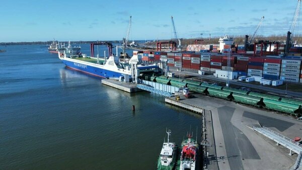 Калининградские и федеральные власти нашли способ облегчить субсидирование морских перевозок в регион