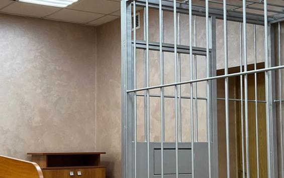 Курянину дали 2,5 года колонии за хранение взрывателя, сдетонировавшего у него в кармане