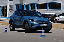 Видео: Volvo XC40 Recharge неожиданно превзошла модель C40 Recharge на «лосином тесте»