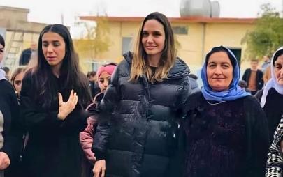 Анджелина Джоли посетила езидскую деревню Кочо в Ираке
