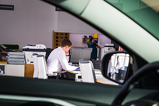 Цены на автомобили российской сборки за неделю рекордно выросли