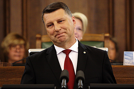 Президенту Латвии уменьшили интенсивность терапии