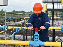 Транзит газа через Украину сократился в два раза