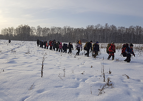 Челябинские юнармейцы совершили пеший краеведческий поход по Южному Уралу, посвященный 100-летию Красной Армии