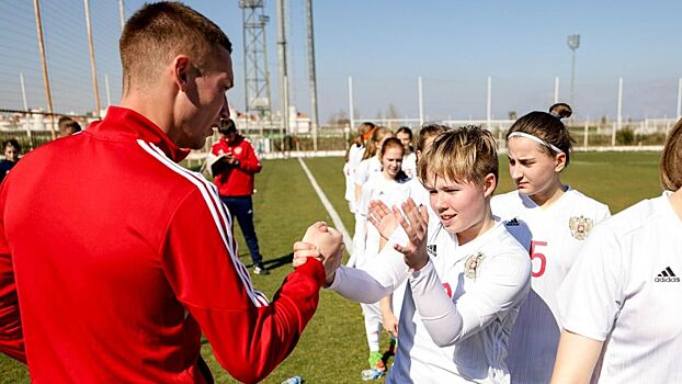 Сборная России среди футболисток до 15 лет одержала вторую победу на турнире развития УЕФА