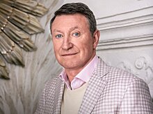 Жена Гретцки о критике за связи с Трампом: «Сердце Уэйна было разбито, когда он читал злобные комментарии. Я не встречала человека, который сильнее гордился бы тем, что он канадец»