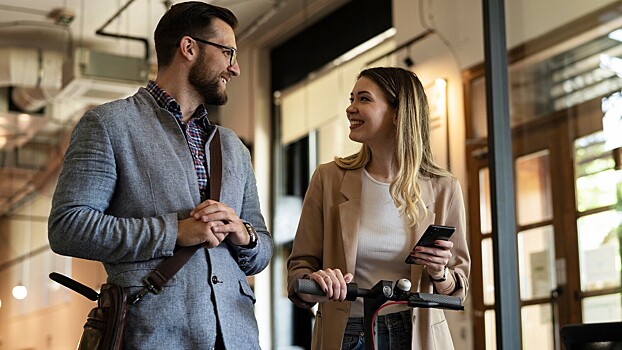 Ученых выяснили, как меняется наш мозг при общении с разными людьми