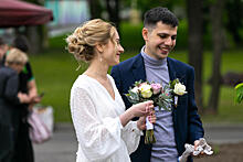 Обозреватели «Вечерней Москвы» спорят по поводу традиционного брака
