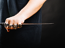 На Урале мужчина зарезал друга, который проиграл ему в «Камень, ножницы, бумага»