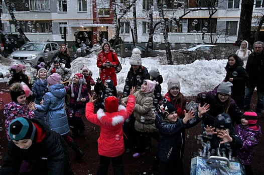 Праздник  двора состоялся на улице Молдагулова