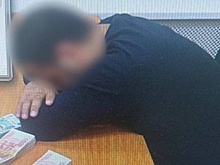 В Крыму организатор нелегальной миграции попался на взятке в 1,8 млн рублей