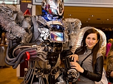 Для тех, кто совершает добрые дела: юных челябинцев приглашают отпраздновать Новый год на супергеройской дискотеке