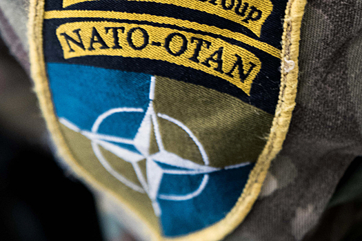 Политолог Комаров: НАТО готовит новый план против России