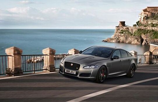 Jaguar представил 575-сильный седан Xjr575