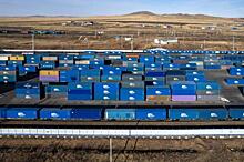 Мантуров заявил, что закрыть дефицит контейнеров в России сразу невозможно