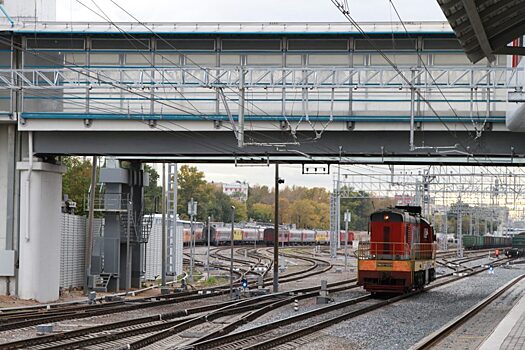 Пассажиры МЦК узнают историю «кольца» во время ожидания поезда