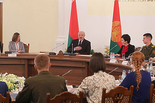 Президент Беларуси назвал лучшую страну для жизни