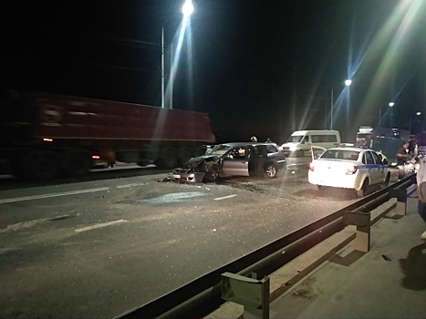 Тройное ДТП на окружной: водитель легковушки в коме, ещё двое не могли встать из-за переломов