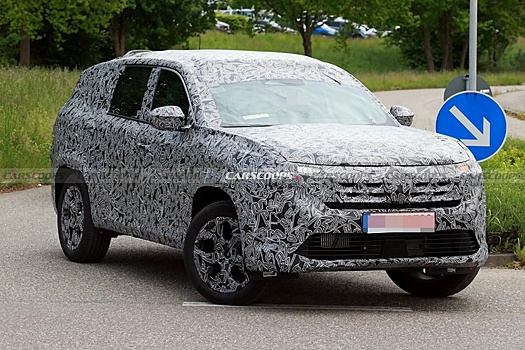 Старшего брата Renault Duster впервые сняли на фото