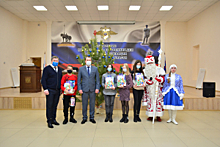 Руководство УМВД России по Пензенской области поздравило детей сотрудников, погибших при исполнении служебных обязанностей, с Новым годом 