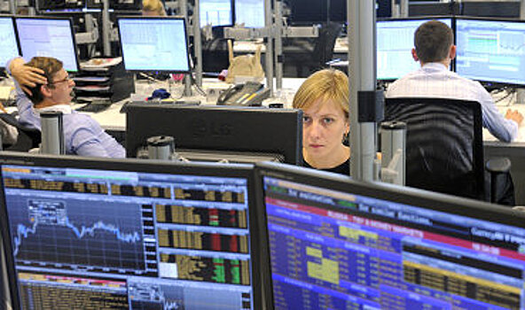 Акции "Русала" отыграли треть потерь