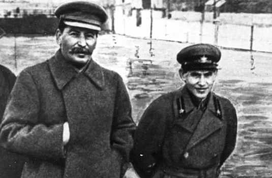 Почему Сталин так ненавидел супругу Ежова