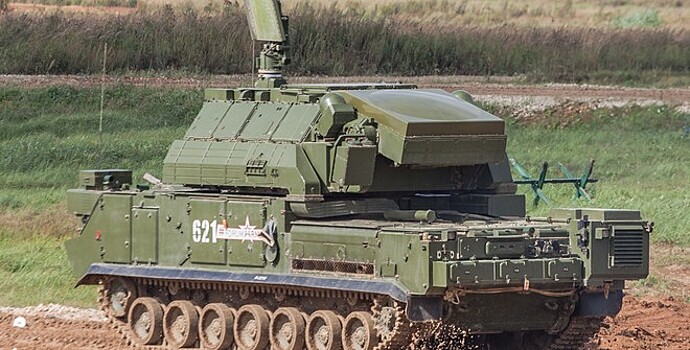 Военные начали осваивать новые комплексы ПВО под Калининградом