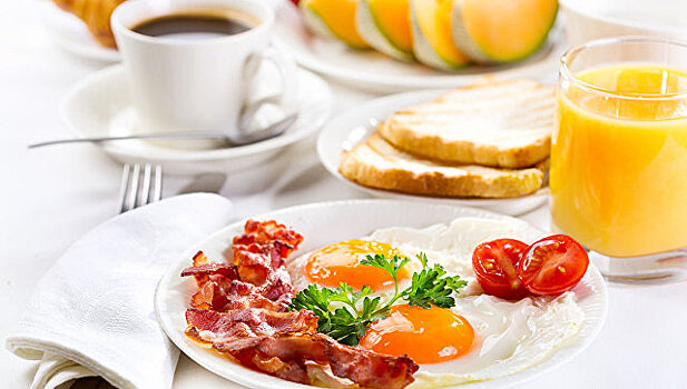 Роковые яйца: как популярный "мужской" завтрак вредит здоровью