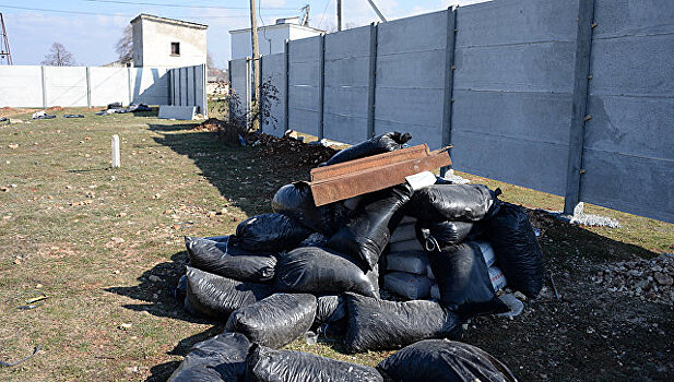 Мэр Ялты поручил убрать заборы вокруг неработающих строек