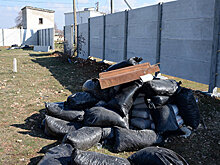 Мэр Ялты поручил убрать заборы вокруг неработающих строек