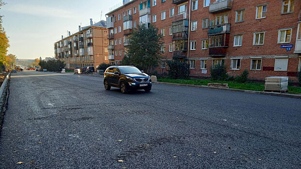 Кемеровчане возмутились медлительностью дорожников на "адской" улице