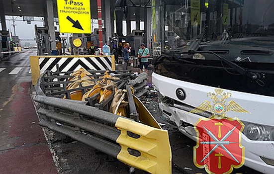 В больницах Тульской области остаются 14 пострадавших в ДТП с автобусом