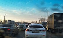 Новогодний "подарок" водителям: организаторы дорожного движения в Казани устроили новую пробку