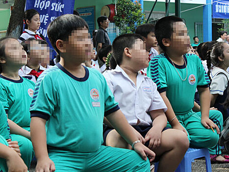 Толстые дети в Сайгоне – живое свидетельство расслоения общества на богатых и бедных